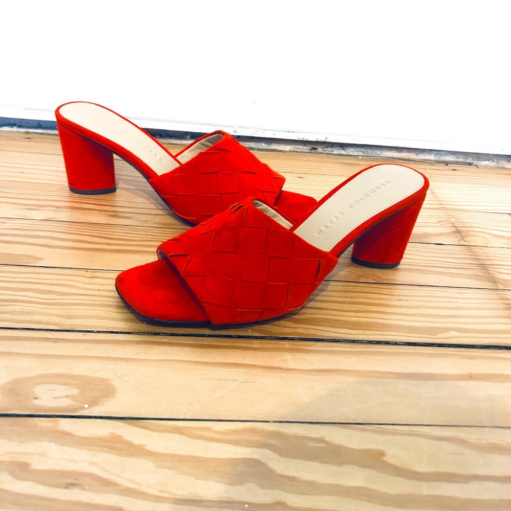 Women's Veronica Beard Heels